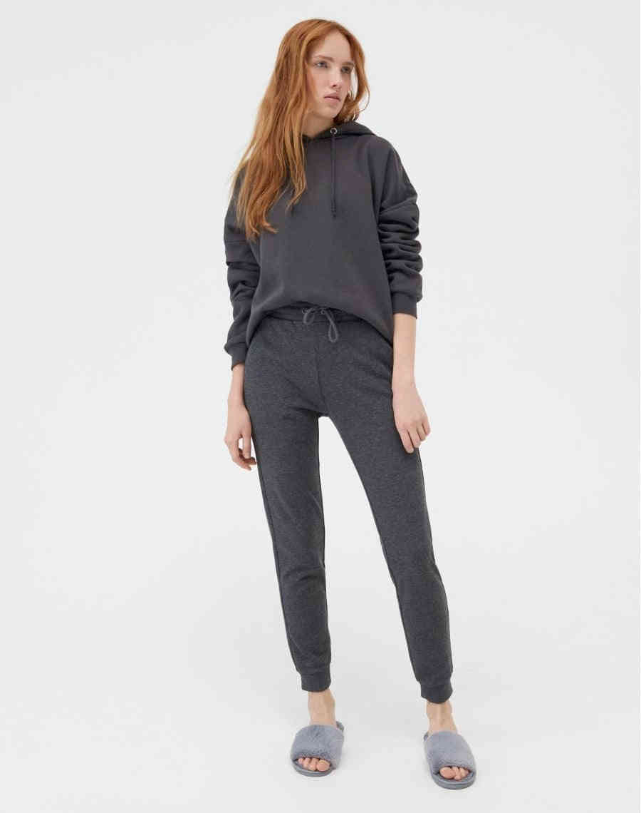 Кликните для увеличения изображения Спортивные серые джоггеры, изображение 2